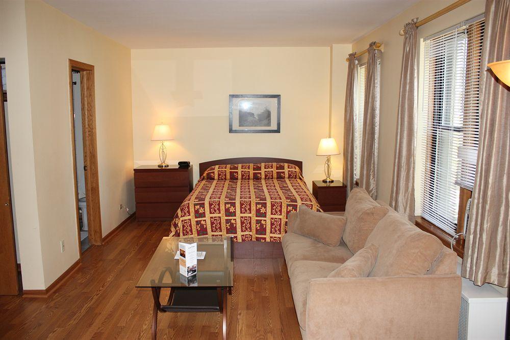 Dewitt Hotel And Suites Chicago Bagian luar foto