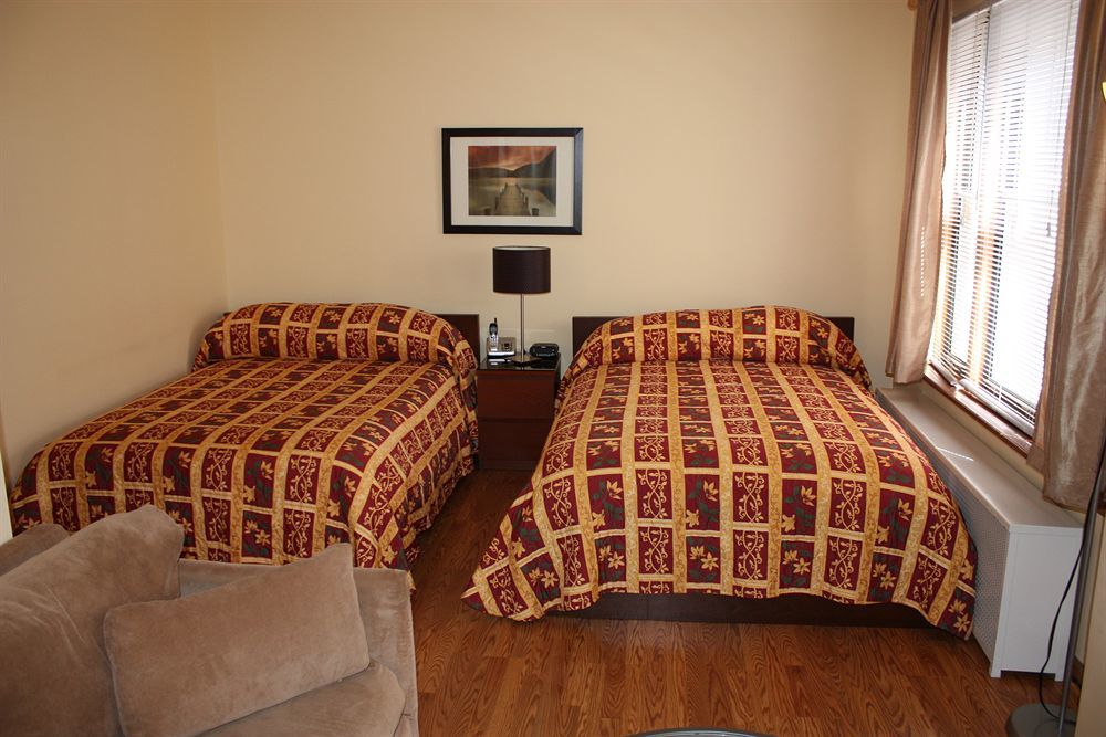 Dewitt Hotel And Suites Chicago Bagian luar foto