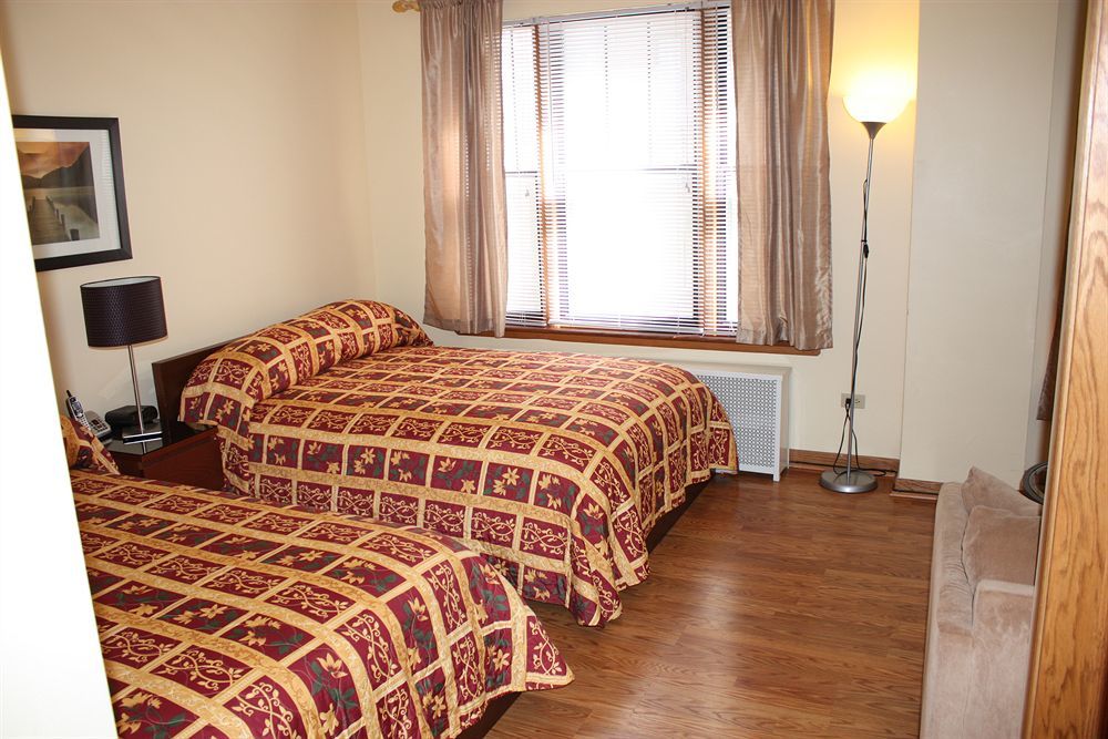 Dewitt Hotel And Suites Chicago Bagian luar foto